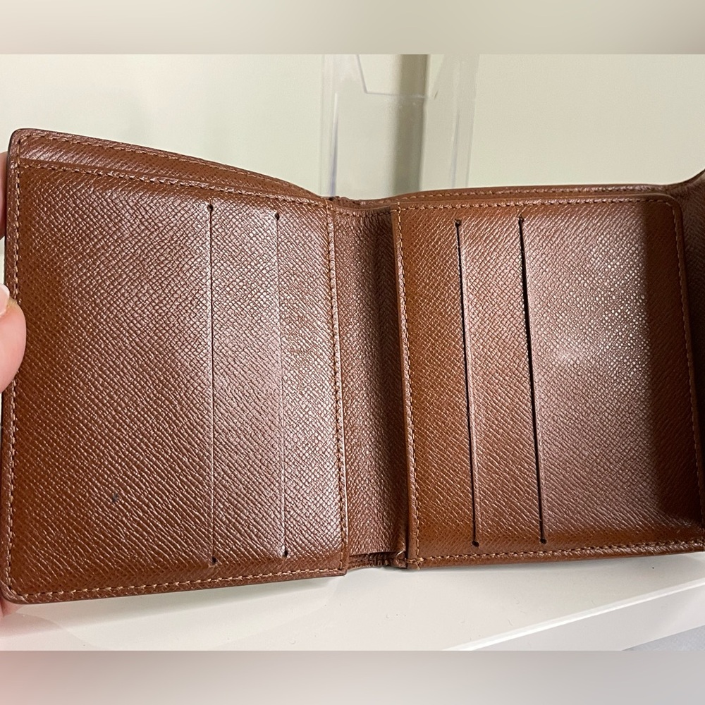 Louis Vuitton Vintage Monogram Portefeiulle Elise Trifold Wallet - Picture 5 of 9